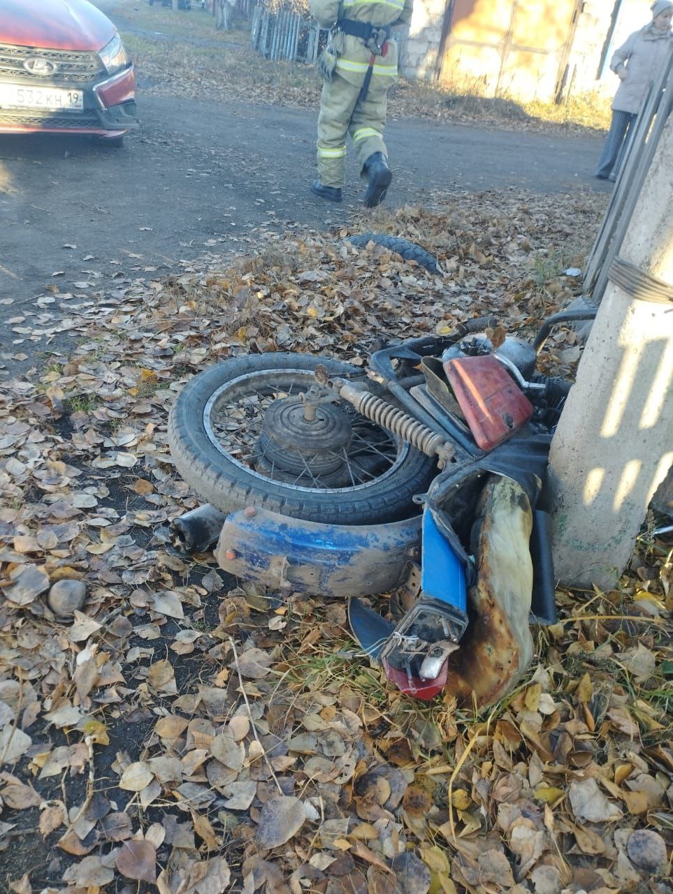 В Хакасии в ДТП пострадал несовершеннолетний мотоциклист | 19.10.2023 |  Абакан - БезФормата