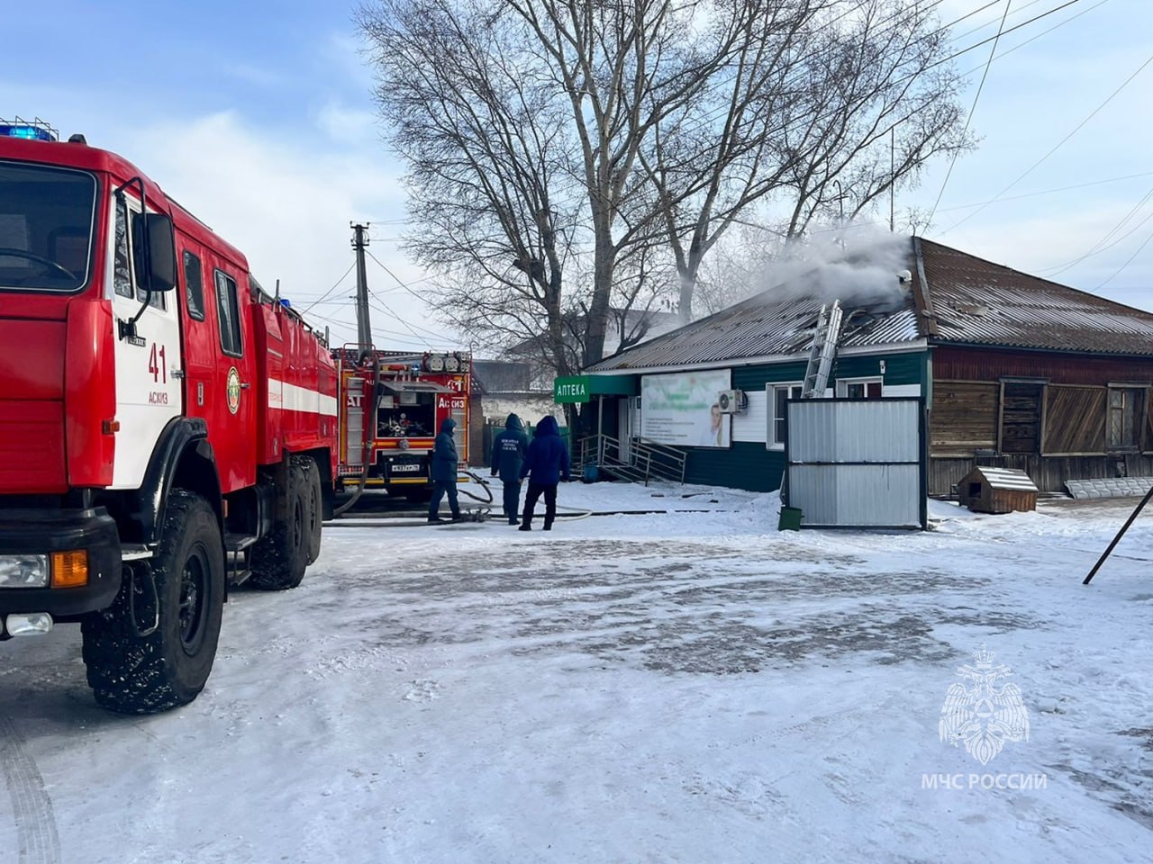 Включил плиту и ушёл: из-за халатности хозяина в Хакасии горела пятиэтажка  | 16.01.2024 | Абакан - БезФормата