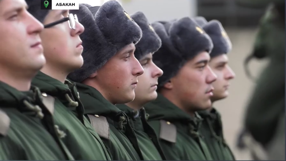 Военный комиссариат хакасия. Первая Отправка призывников из Омска 2015 осень фото.